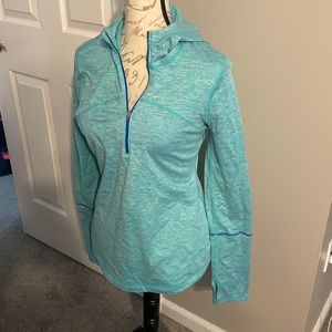 Zella size M active wear sweatshirt